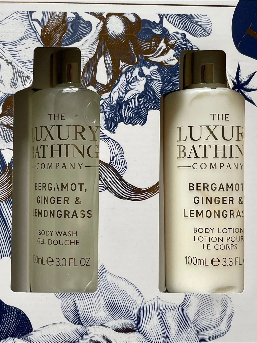NWT Luxury Bath Set